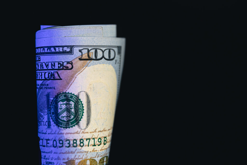 1000339513-1024x683 Trading USD/JPY: Strategy and Timing in 2025 | TheFXUniverse
